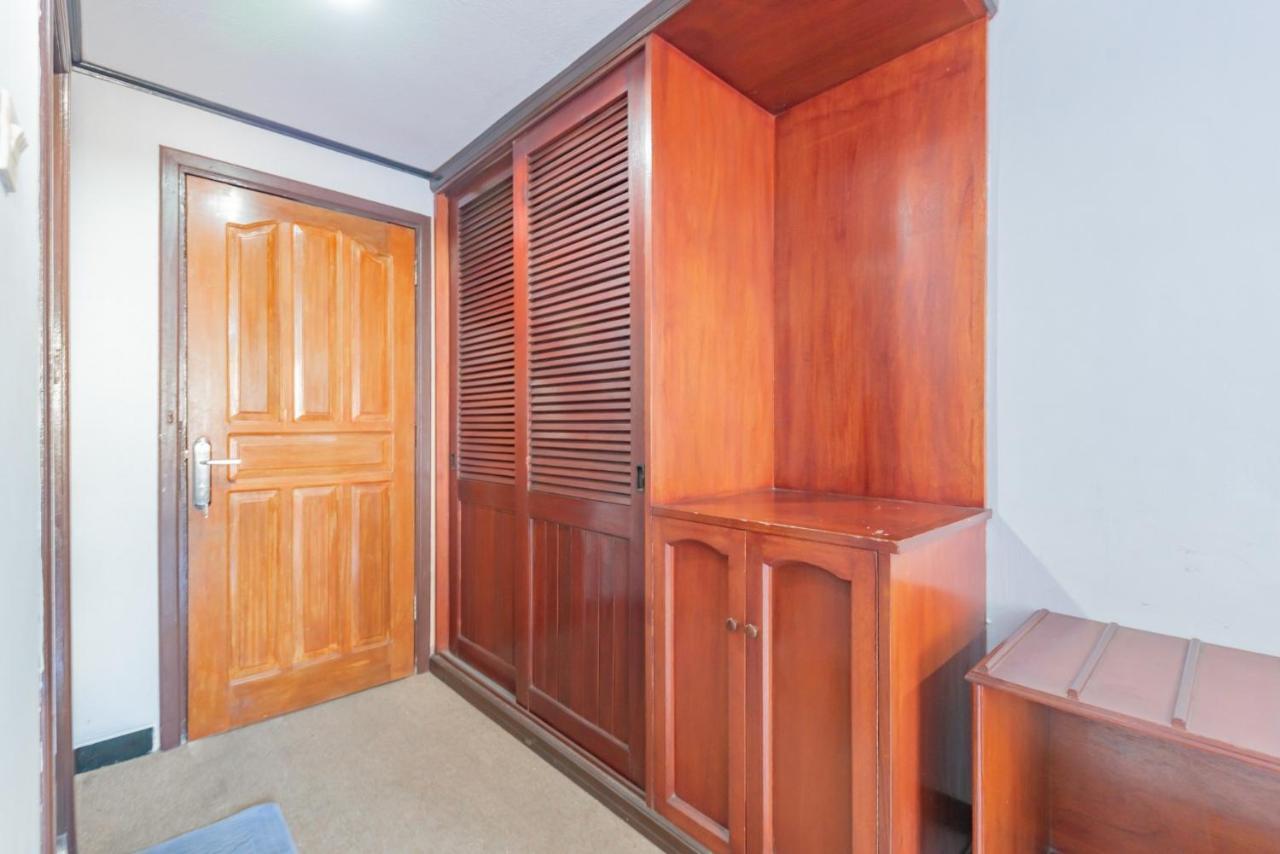Reddoorz Near Plaza Balikpapan Hotel Exterior foto