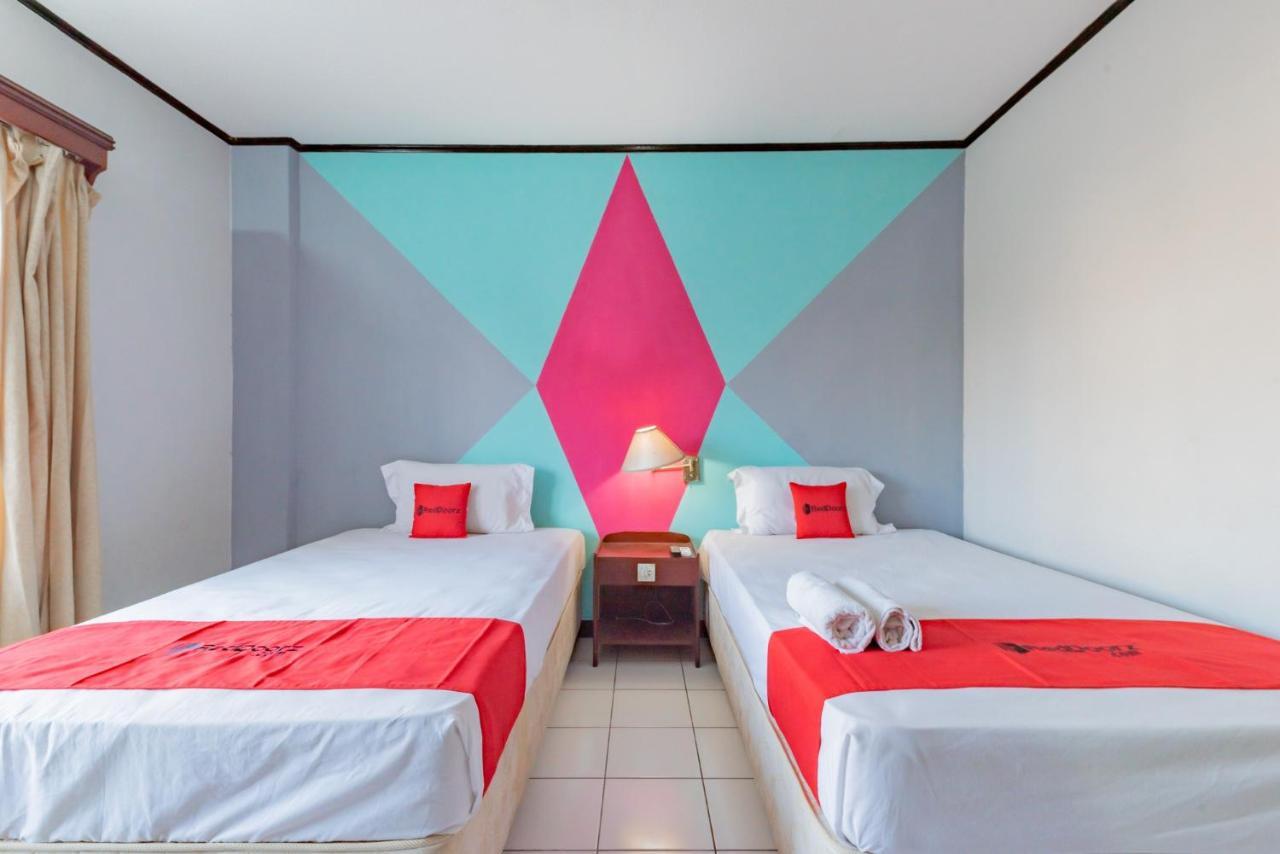 Reddoorz Near Plaza Balikpapan Hotel Exterior foto