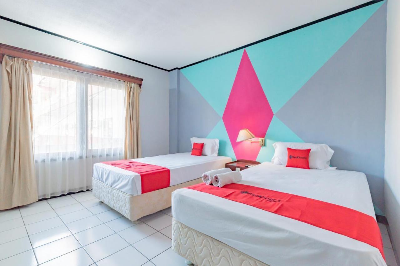 Reddoorz Near Plaza Balikpapan Hotel Exterior foto