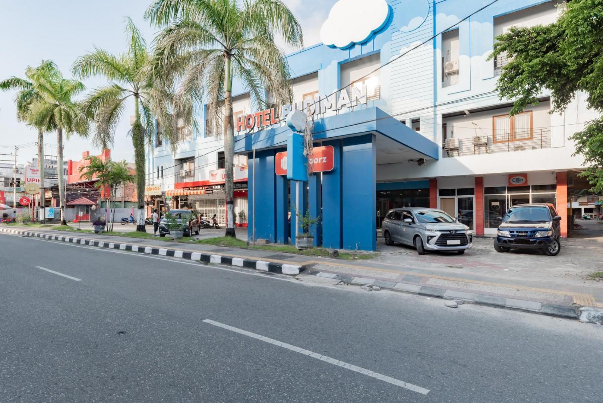 Reddoorz Near Plaza Balikpapan Hotel Exterior foto
